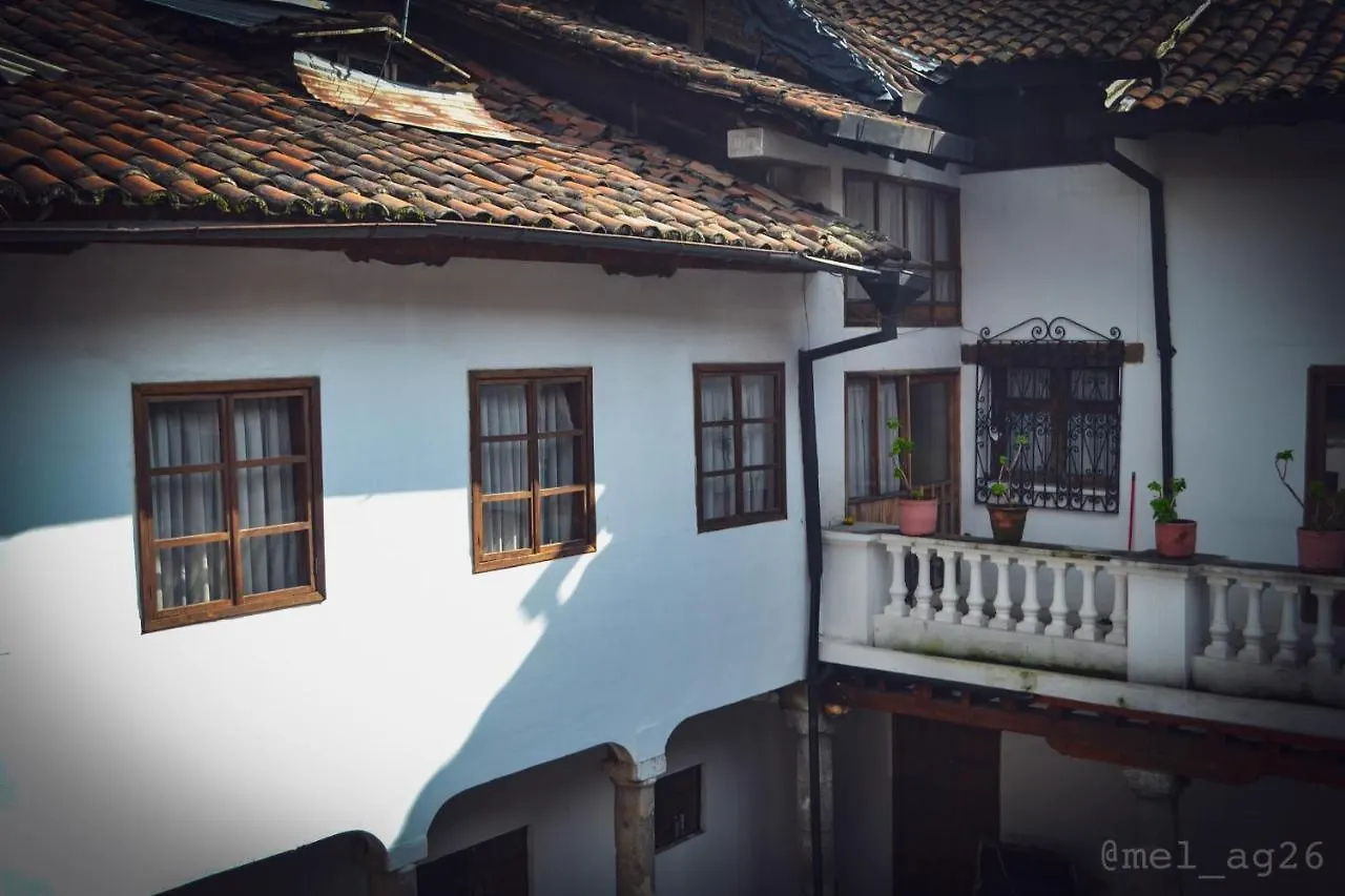 Traveler'S House Quito Apartment