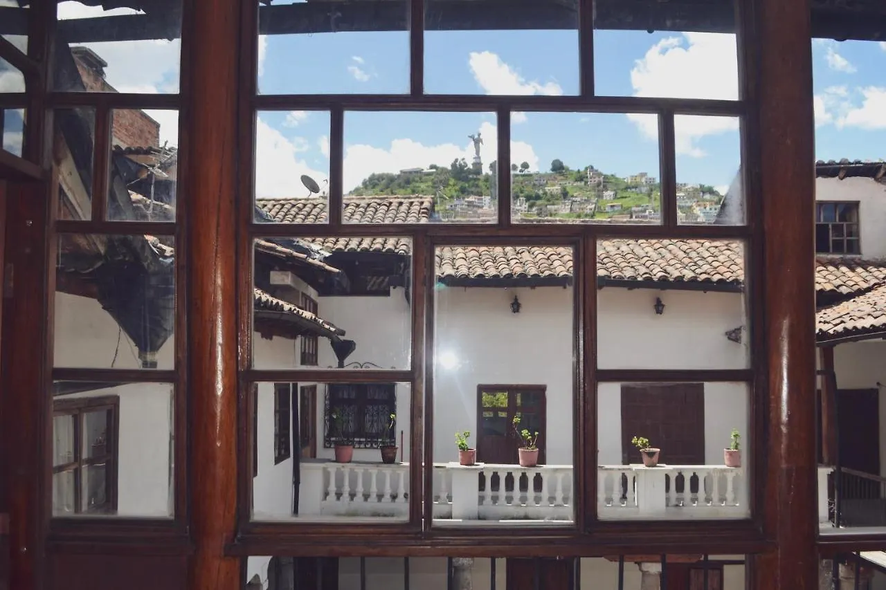 Homestay Traveler'S House Quito Apartment